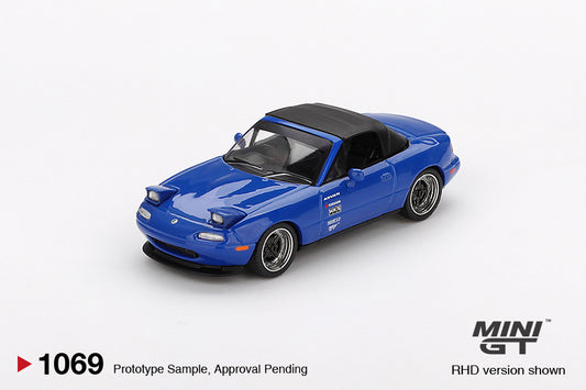 1/64 MiniGT Mazda Miata MX-5 (NA) Tuned Version (Dark Blue) (MGT01069)