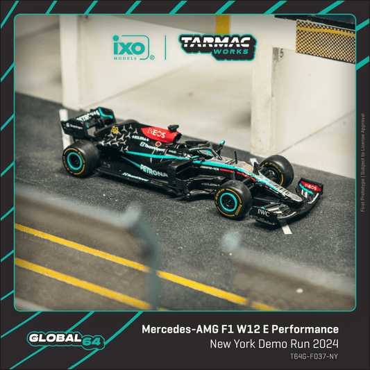 1/64 Tarmac Works x iXO Models Mercedes-AMG F1 W12 E Performance (New York Demo Run 2024)