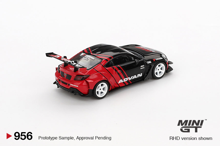 1/64 MiniGT Toyota GR86 HKS TYPE R ADVAN (2022 Tokyo Auto Salon) (MGT00956)