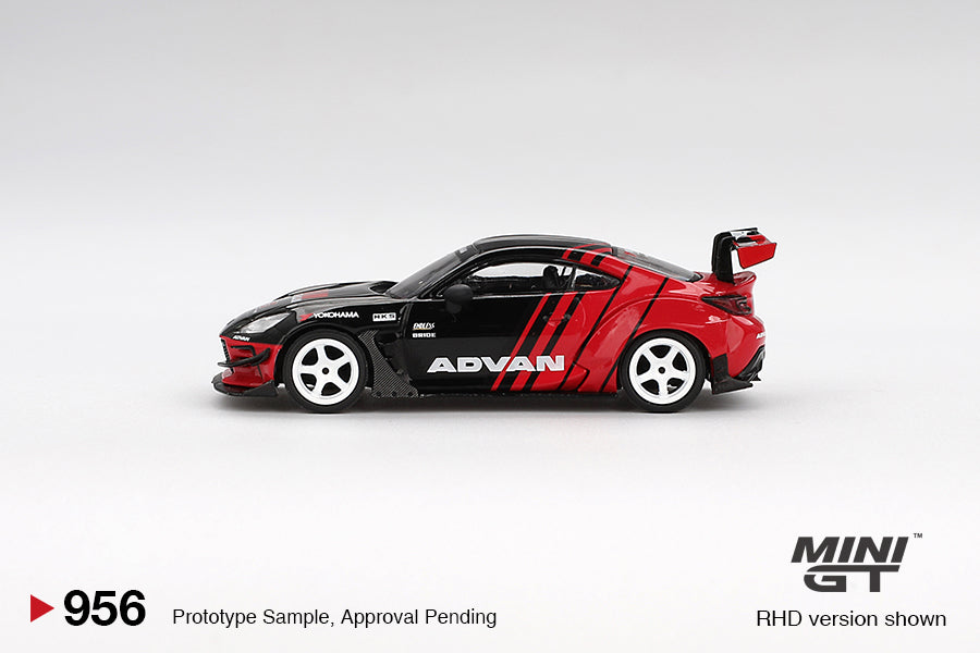 1/64 MiniGT Toyota GR86 HKS TYPE R ADVAN (2022 Tokyo Auto Salon) (MGT00956)