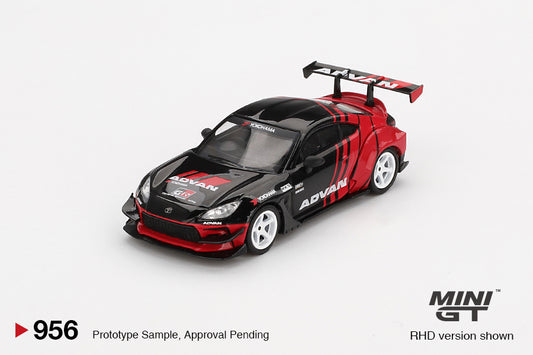 1/64 MiniGT Toyota GR86 HKS TYPE R ADVAN (2022 Tokyo Auto Salon) (MGT00956)